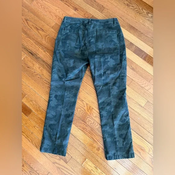 Cabi Amelia Pant - Picture 4 of 11